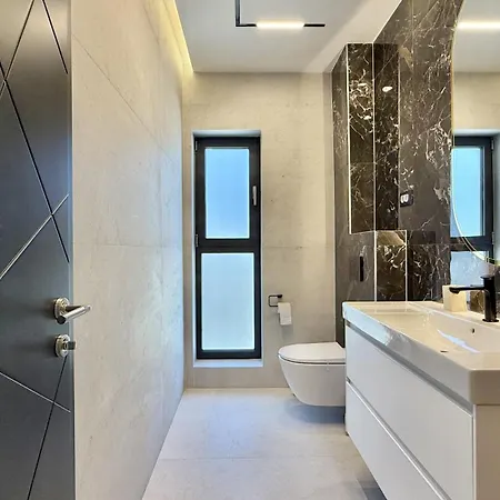 Lux Serenity Villa